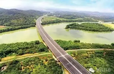 2,北三环高速二期已完成交地,东北客货运外绕线,花莞高速抓紧开展