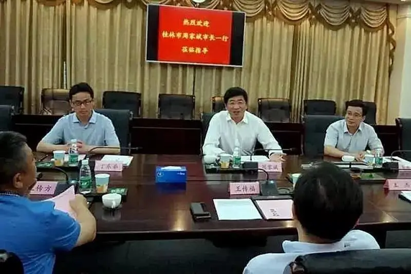 定了！桂林10月开建首条云轨横穿大临桂！年底通车！