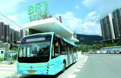 贵阳市公交集团陆续开辟快速公交(brt)b4线,优化b3线,并在原有b258,b