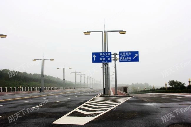 临潼——区域道路规划整洁 两条主干道直通城东