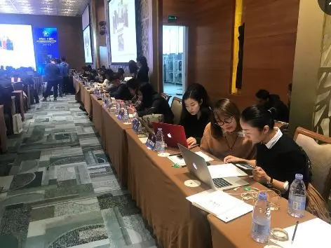 2017年首届粤港澳大湾区房地产中介峰会盛大举办 超过200名老总荟聚热议
