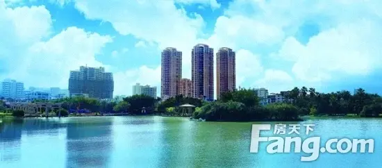 湖景花园实景图