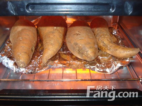 怎么用电烤箱烤红薯?红薯烤到什么样才算熟?