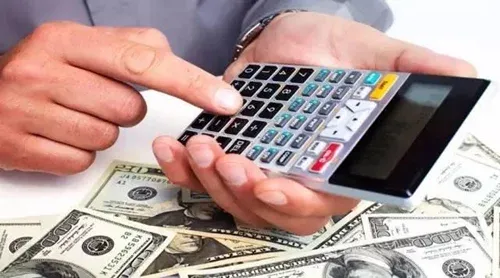 有关提前还贷,上月申请提前还贷,今天扣款,但是