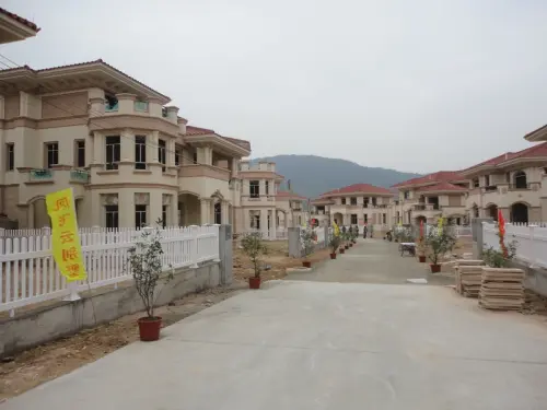 凤飞云实景图小区别墅实景(2012-01)