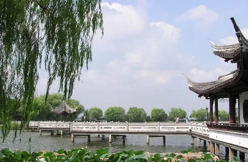 华府壹区附近汾湖公园