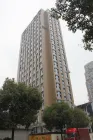 云杉郡,美食一条街旁,买一套得两套,火爆认筹,先到先得，杭州滨
