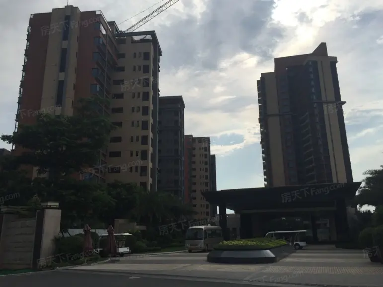 合景新鸿基·泷景