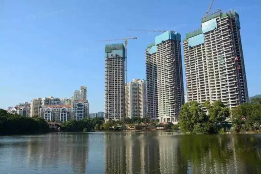 华侨城新天鹅堡这个楼盘怎么样?按照当时6月二期的备案是474套!