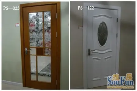 传统门套采用三块板拼接的方法,后来发展成为用筒子板贴脸,在现场