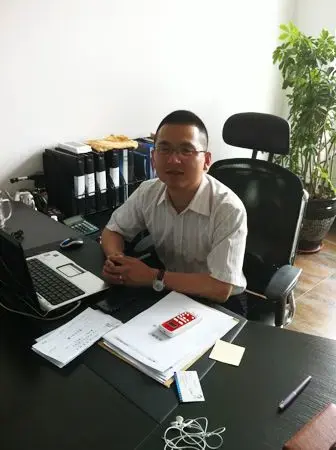 冯立明:恭祝网友龙年行大运 搜房网蒸蒸日上