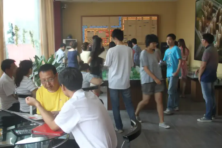 7/10                  火热的看房现场