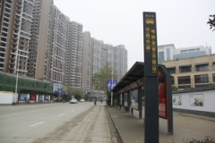 光谷站地铁开通首日人流最大 武汉近郊房价待