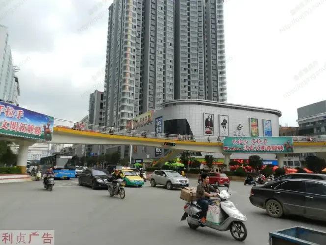 万和国际广场项目现场及售楼部探访_房产资讯-曲靖房天下