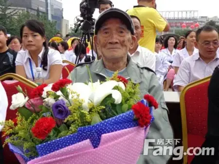 103岁的李清平老先生.