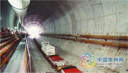 盾构管片如何撑起地铁隧道?探访常州中铁蓝焰