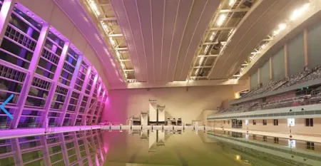 一场三馆 奥体中心:湛江新地标 夜景好迷人_房