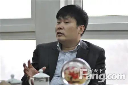 杨斌:50岁,精彩的起点